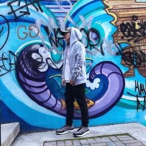 Meet your Posher, Sam